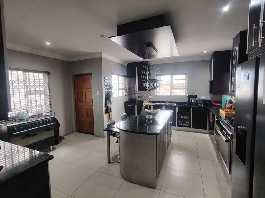 4 Bedroom Property for Sale in Nahoon Valley Park Eastern Cape